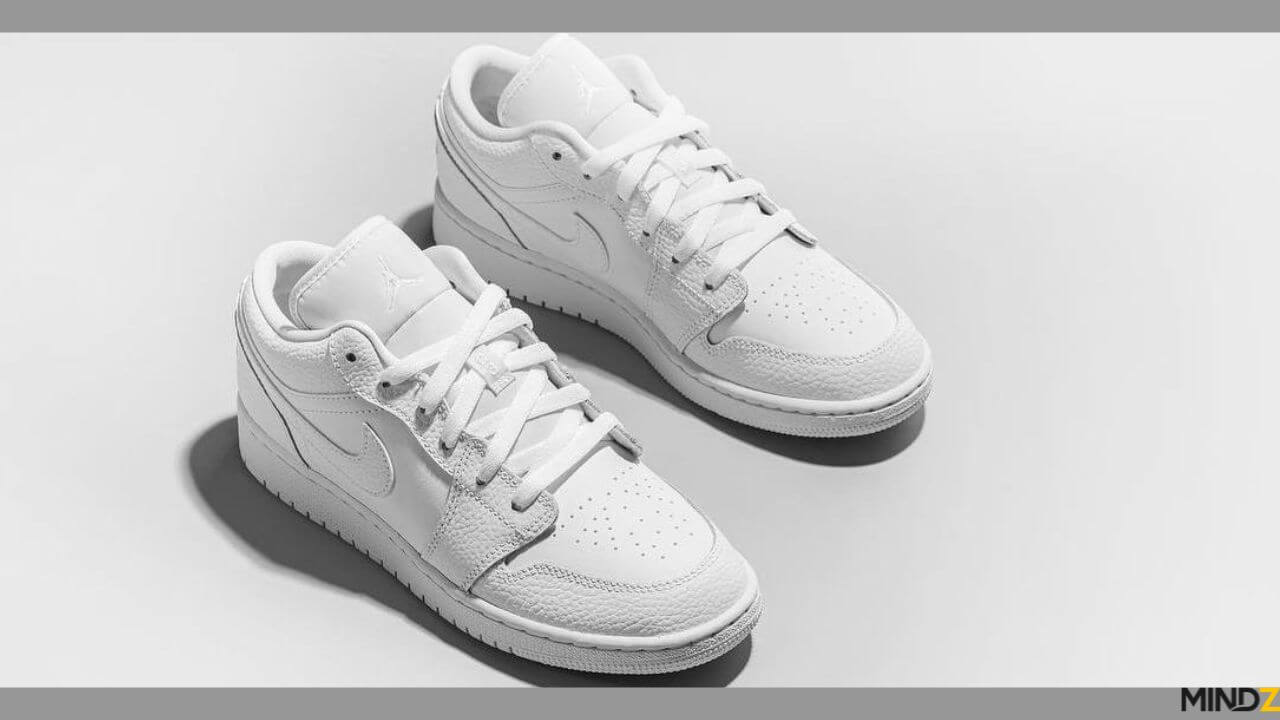 مزایای خرید Nike Air Jordan 1 Low Triple White